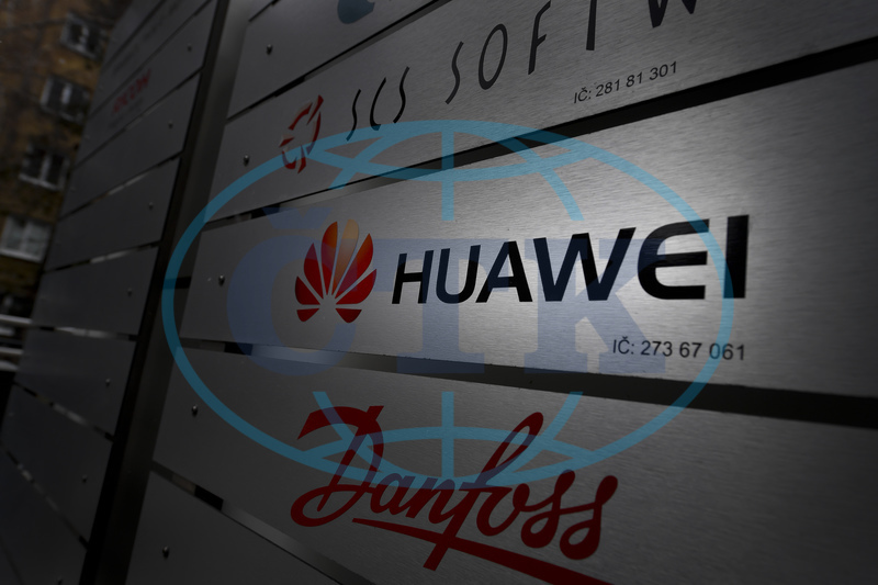 Huawei chce po MF zrušení zakázky