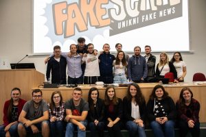 Spolek Fakescape, který se už čtvrtým rokem věnuje vzdělávání v oblasti mediální výchovy, přidává do svého portfolia program Kybrno.